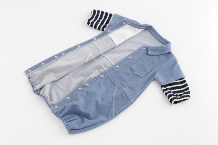 รูปแบบของ overalls สำหรับทารกแรกเกิด: การก่อสร้างการสร้างแบบจำลองการเย็บผ้า